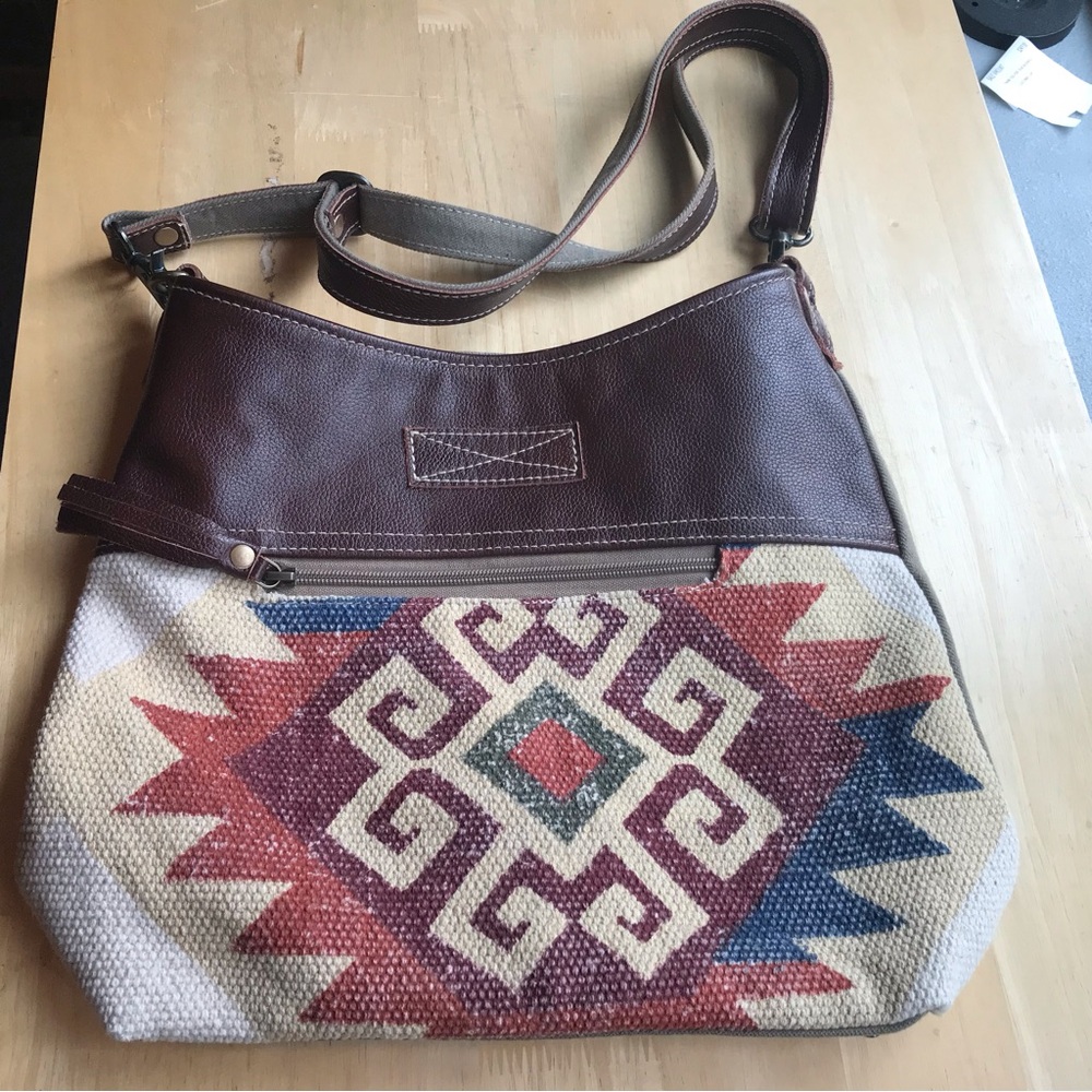 Myra Bag